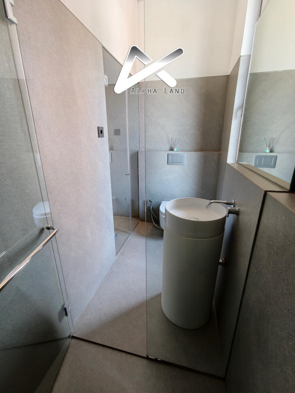 Konsultan properti profesional Mutiara Palace