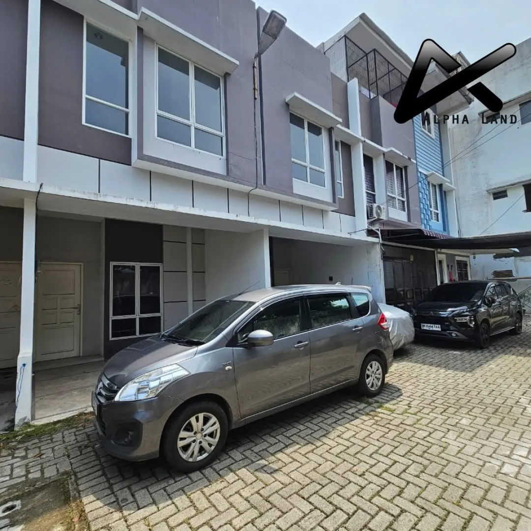 Dijual komplek Setia Regency