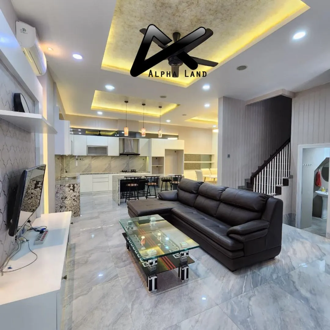 Jual Villa Citraland Gama City Cluster Pasadena